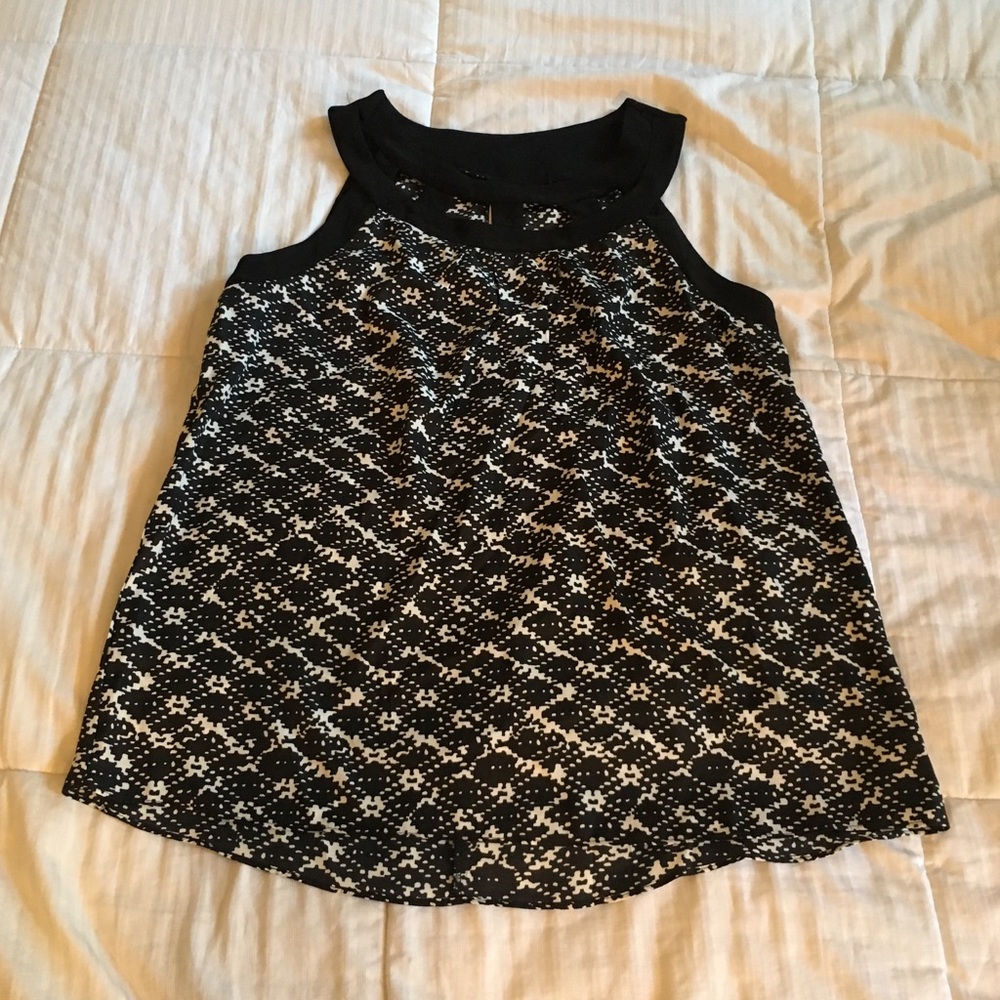sleeveless tank